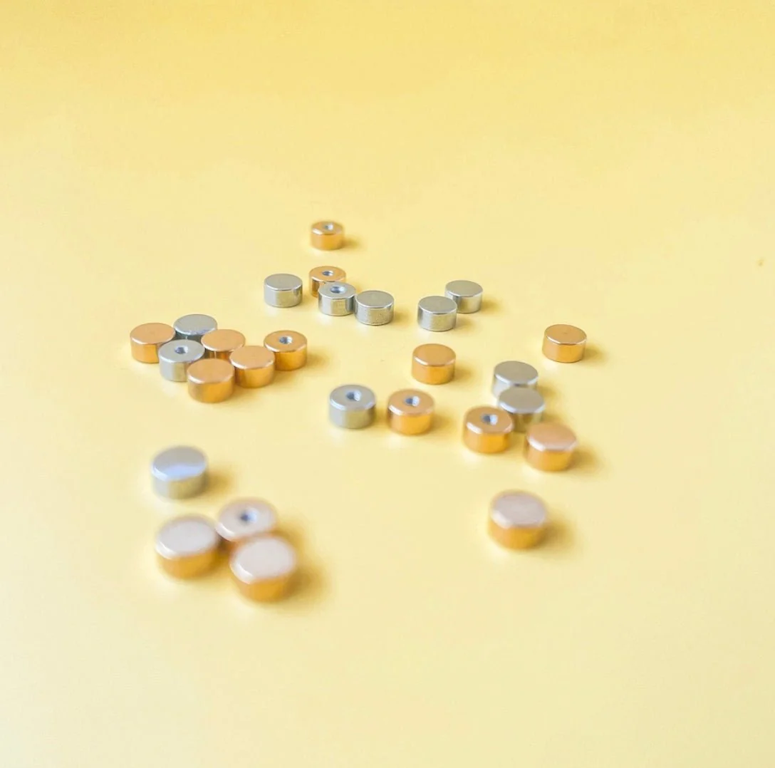Extra screw backs (set of 2) - Image 2