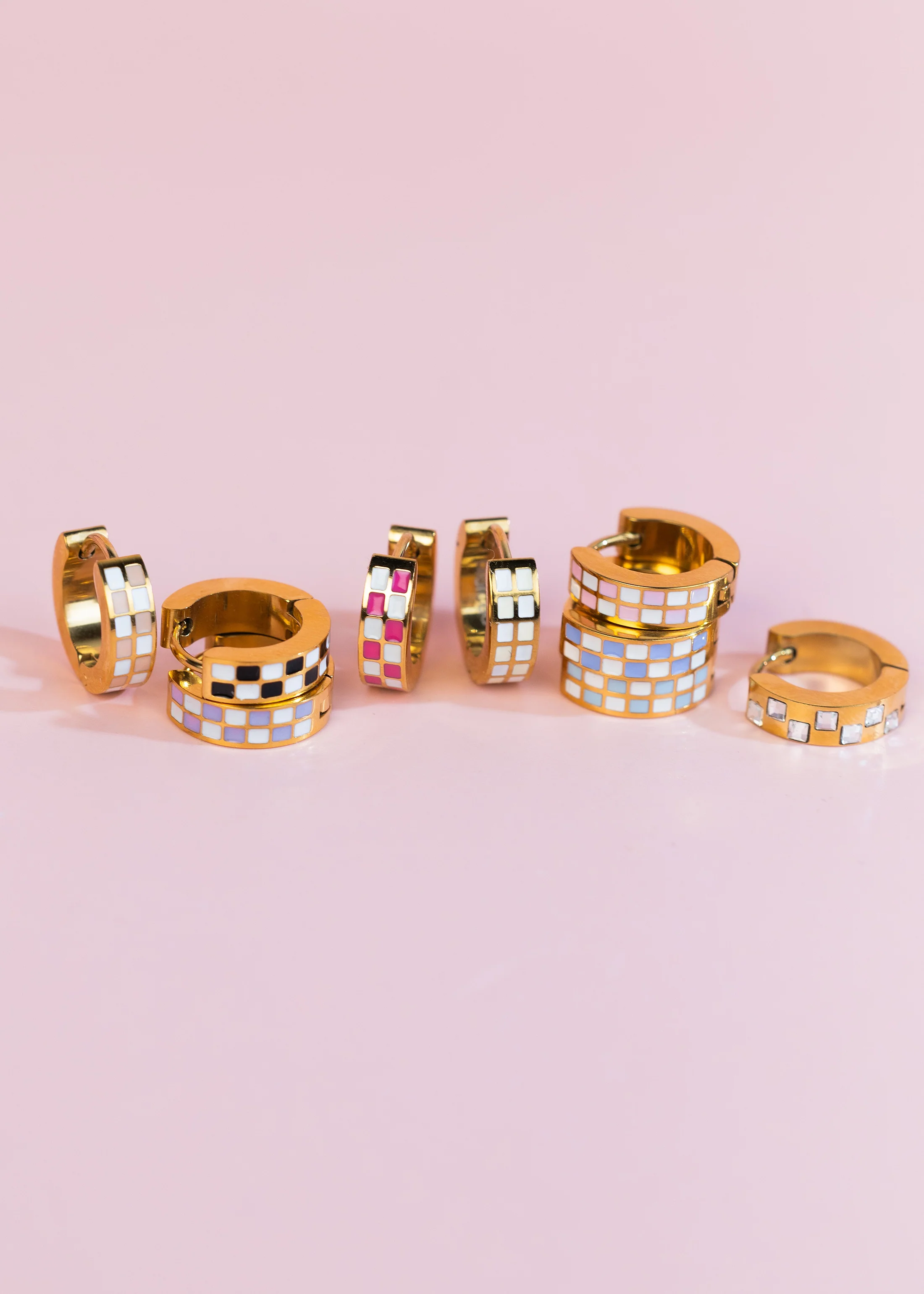 Hot Pink Checkered Huggies - Image 5