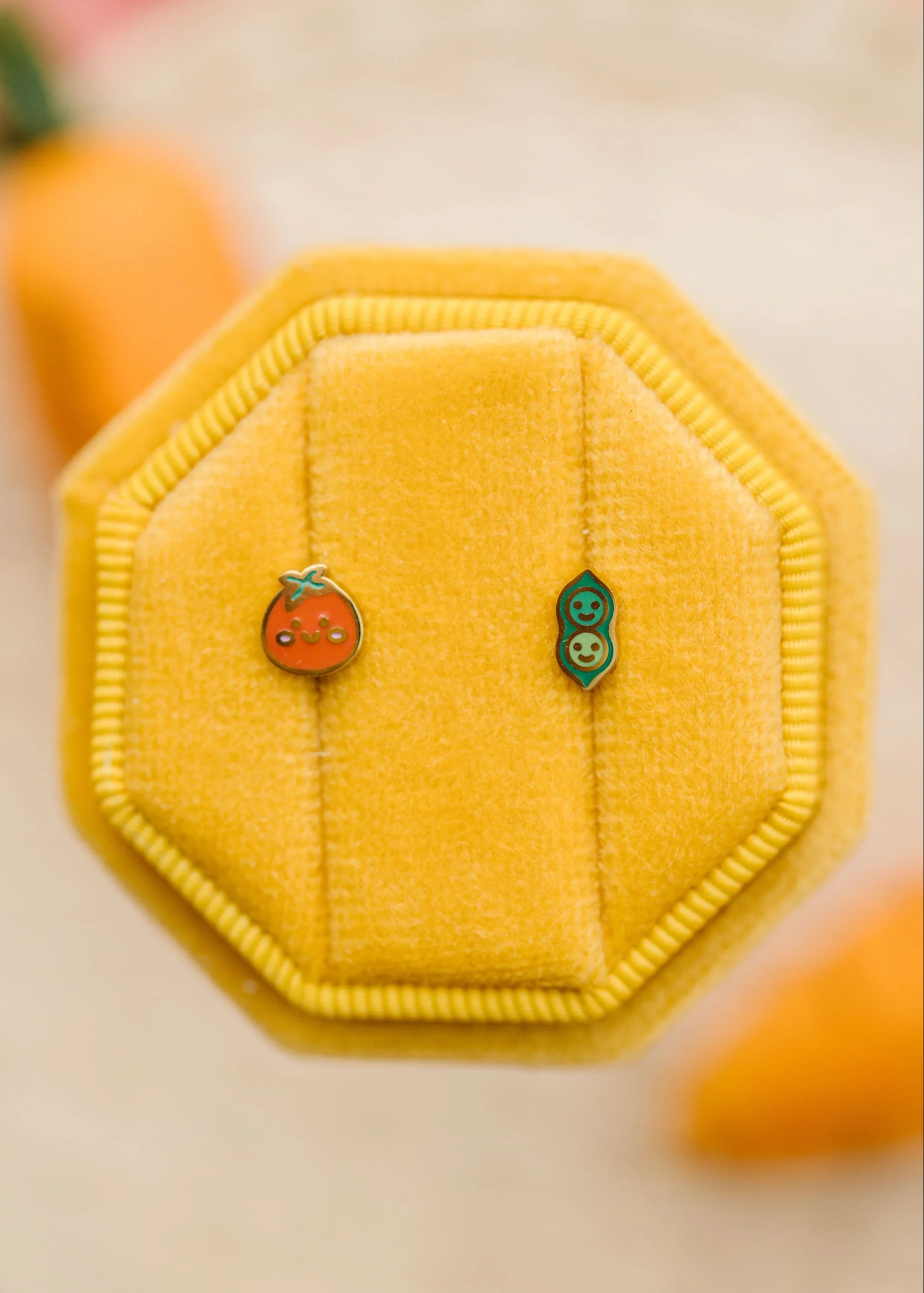 Pea Pod & Tomato - Image 3