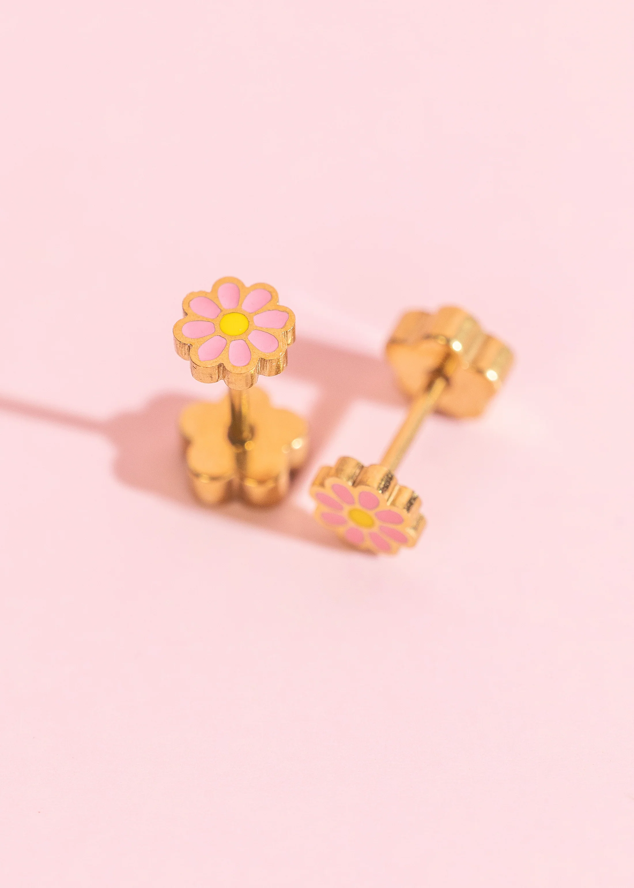 Tiny Pink Daisy
