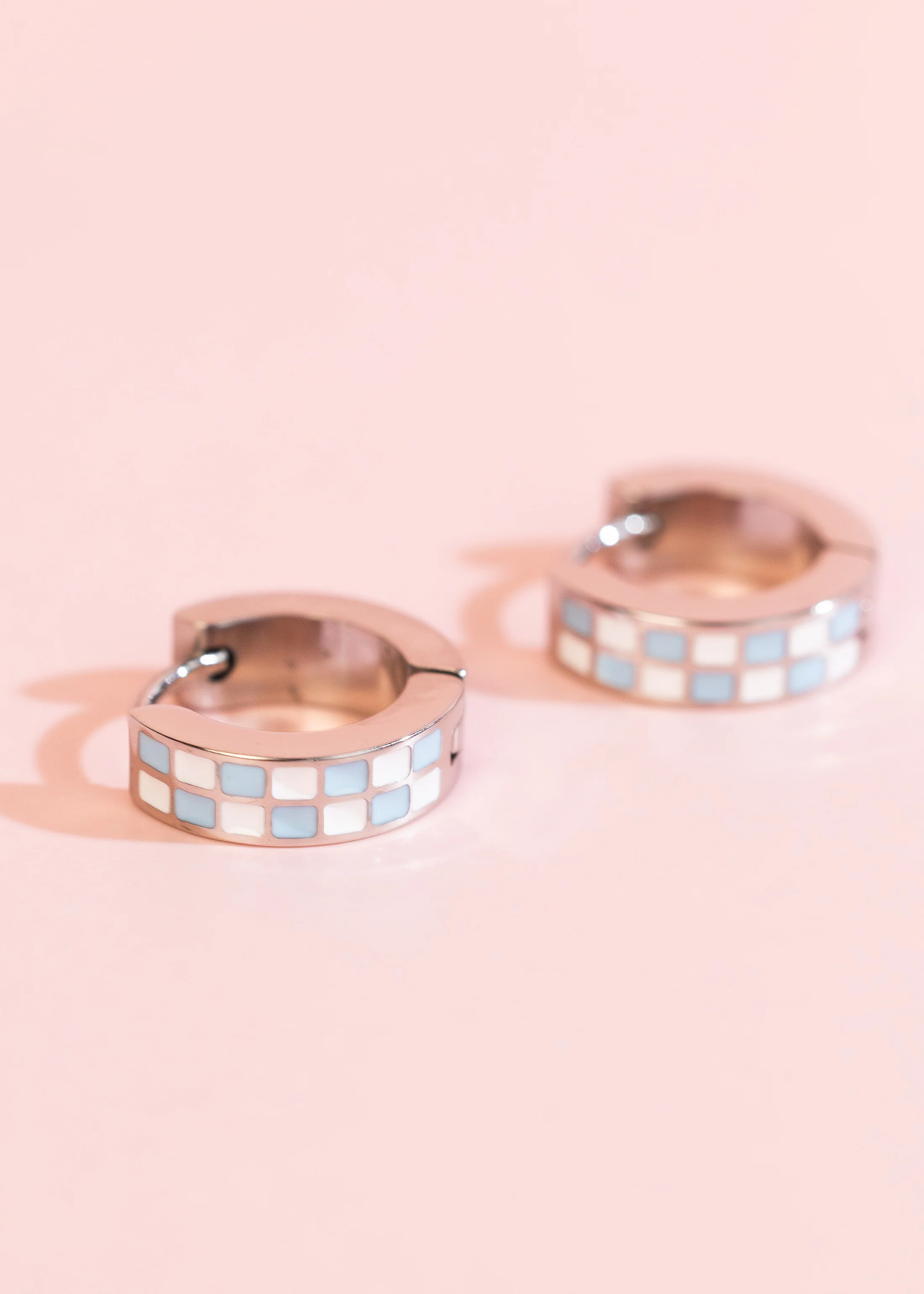 Silver Light Blue Checkered Huggies